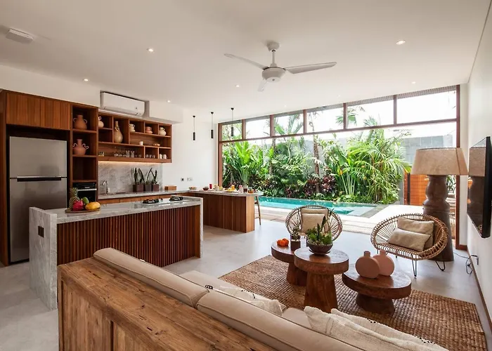 Luxury 3bd 5 Min From Berawa Villa Canggu (Bali)